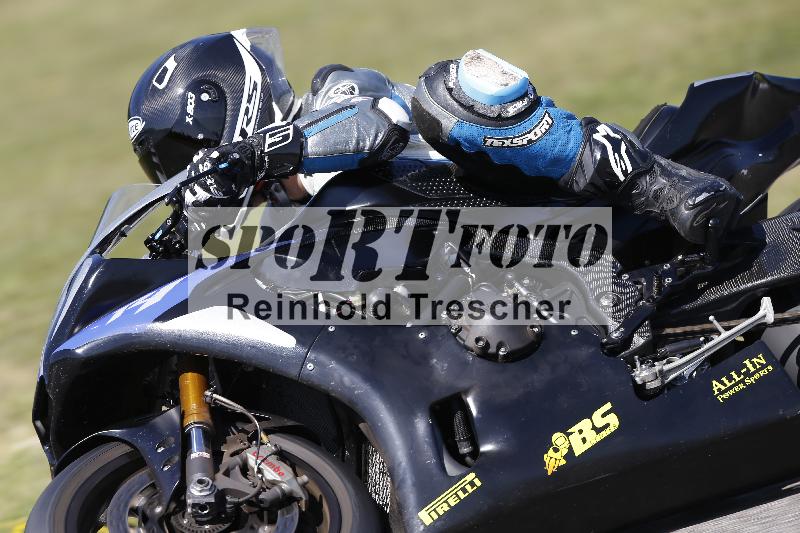 Archiv-2025/48 25.08.2025 Cornu Master School ADR/rot-rouge/24